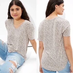 Eagle AE Oversized Soft & Sexy Leopard Print V-Neck T-Shirt - medium